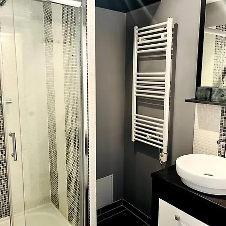 Biesse 2pers Avec Parking * Nantes