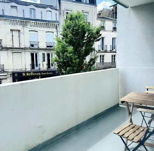 Biesse 2pers Avec Parking * Nantes